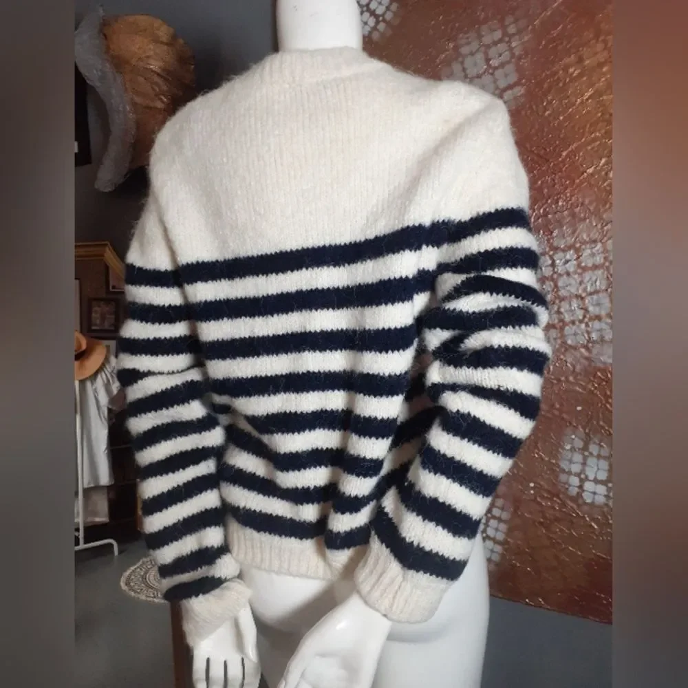 Nwot Zara Wool Blend Cream And Navy Striped Sweater - Picture 4 of 14
